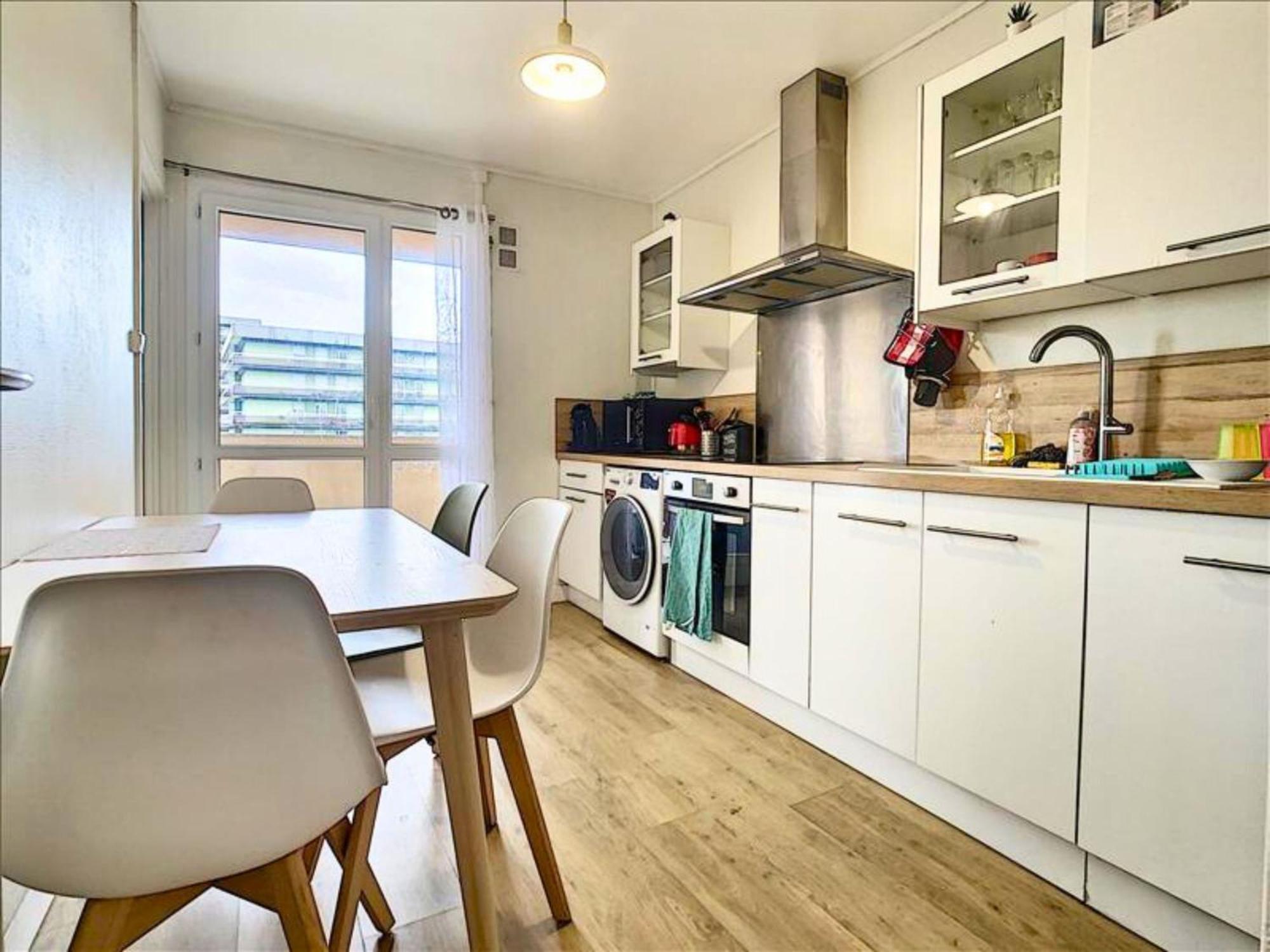 Ideal Groupe - Grands Espaces - 4 Chambres - Parking Gratuit - Proche Centre, Gare & Transports - Wifi - Offre Special De Reduction Jusqu'A -50 Le Mans Exterior photo